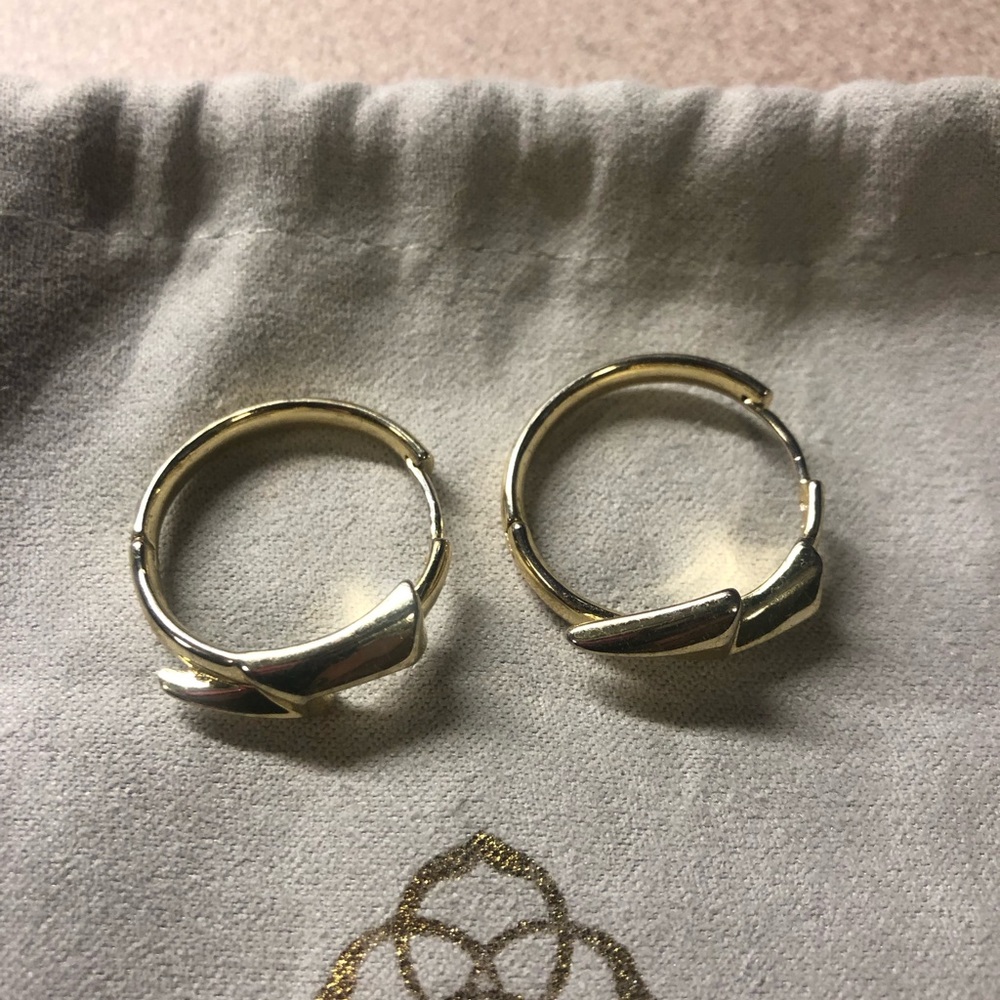 New Kendra Scott Lightning Bolt Earrings